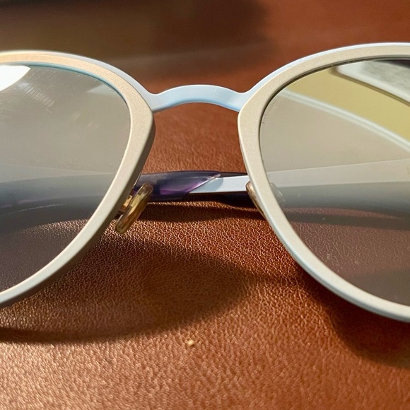 NWOT Christian Dior mirrored sunglasses, light blue frame, case, certification - Picture 11 of 11